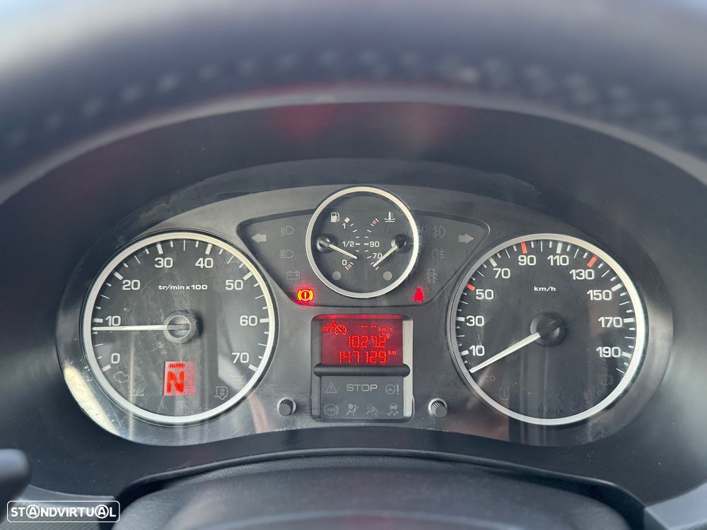 Citroën BERLINGO 1.6 Hdi / CX.AUTOMATICA / 3 LUGARES / GARANTIA - 16