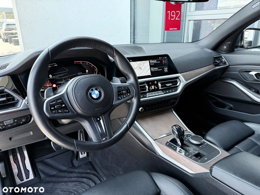 BMW Seria 3 330i xDrive M Sport sport - 28