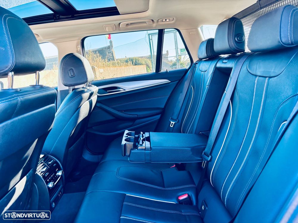 BMW 530 e Line Luxury - 17