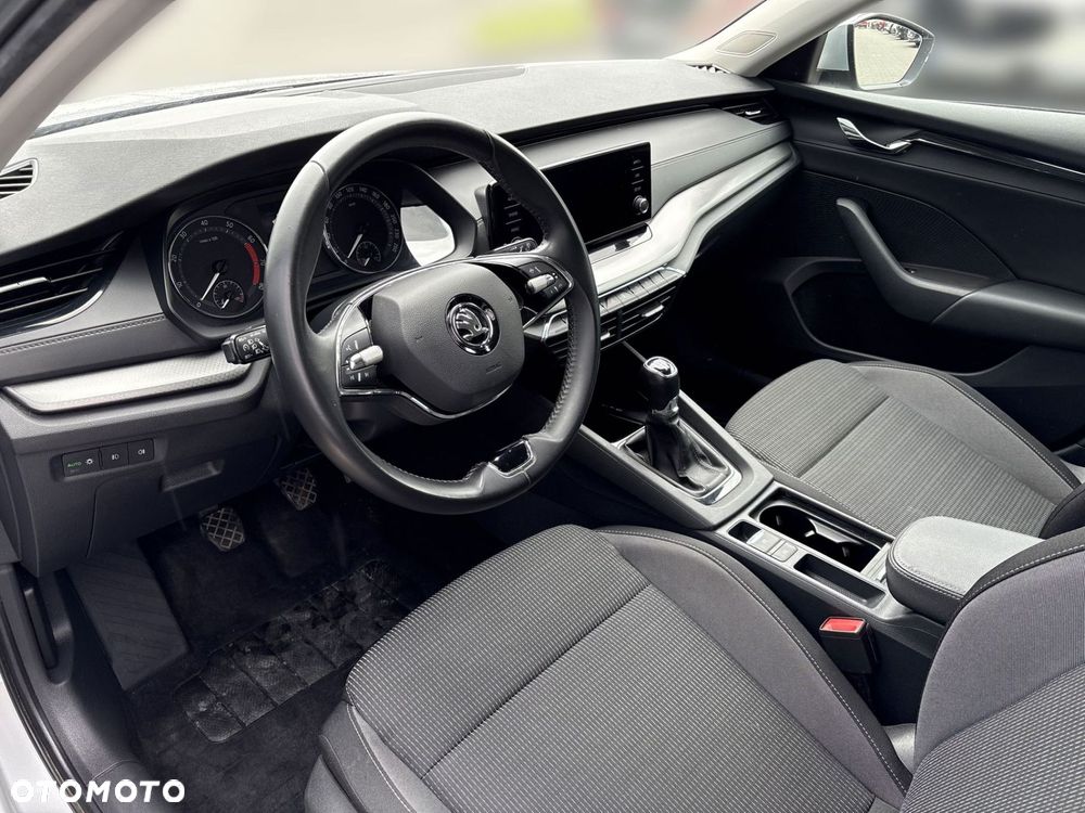 Skoda Octavia 1.5 TSI ACT Ambition - 9