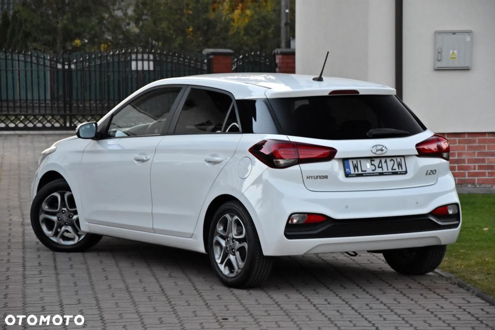 Hyundai i20 - 11