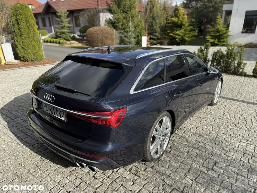 Audi S6 Avant - 16