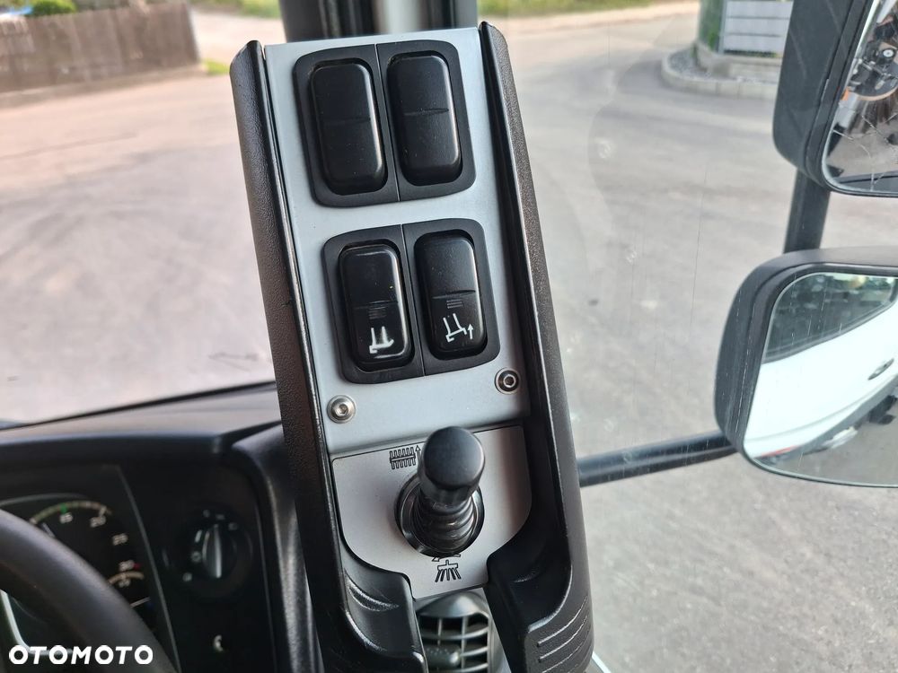Mercedes-Benz Atego 1021 Zamiatarka Schmidt SK500 Napęd Hydrostatyczny Listwa Wysokiego Ciśnienia Karcher Szczotki Lewa Oraz Prawa Strona 3600 Mth Zamiatarka Uliczna - 36