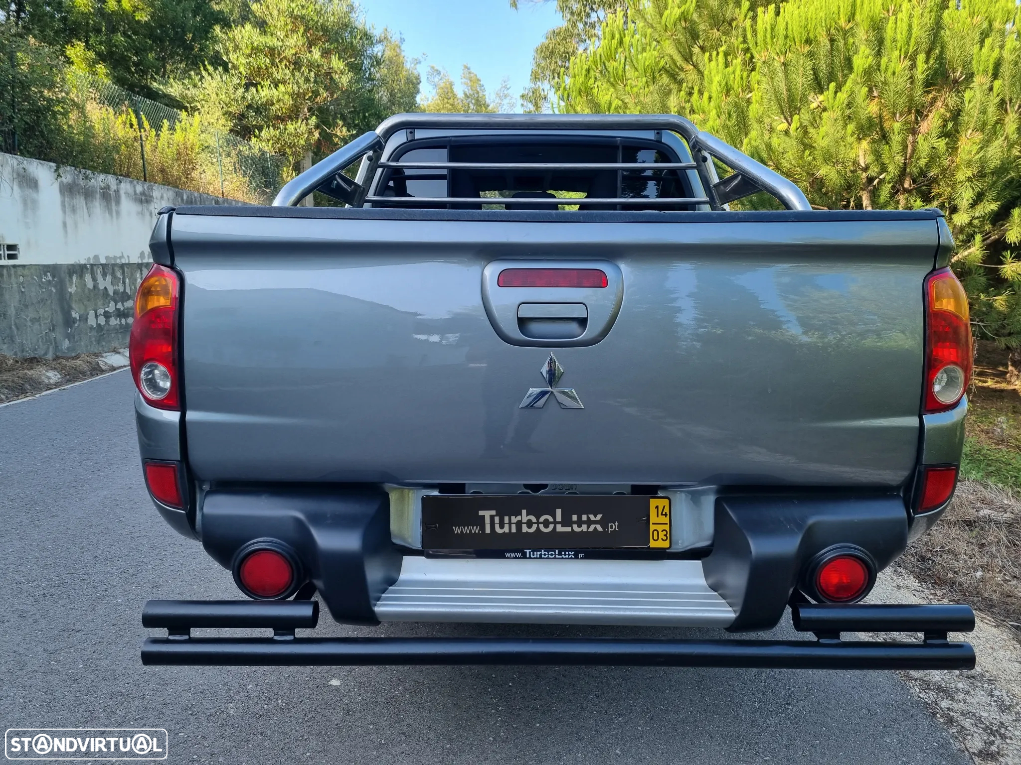 Mitsubishi L200 2.5 DI-D CD Invite AC CC 4WD - 6