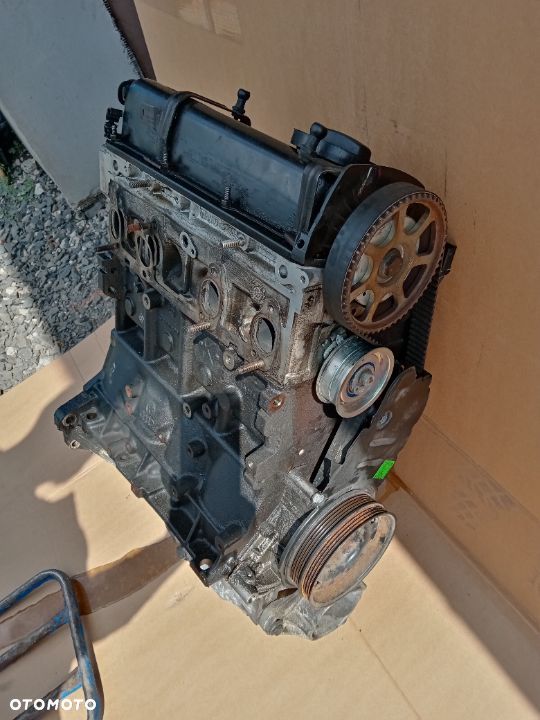 Silnik słupek VW Passat B5 FL AZM 2.0 8V - 3