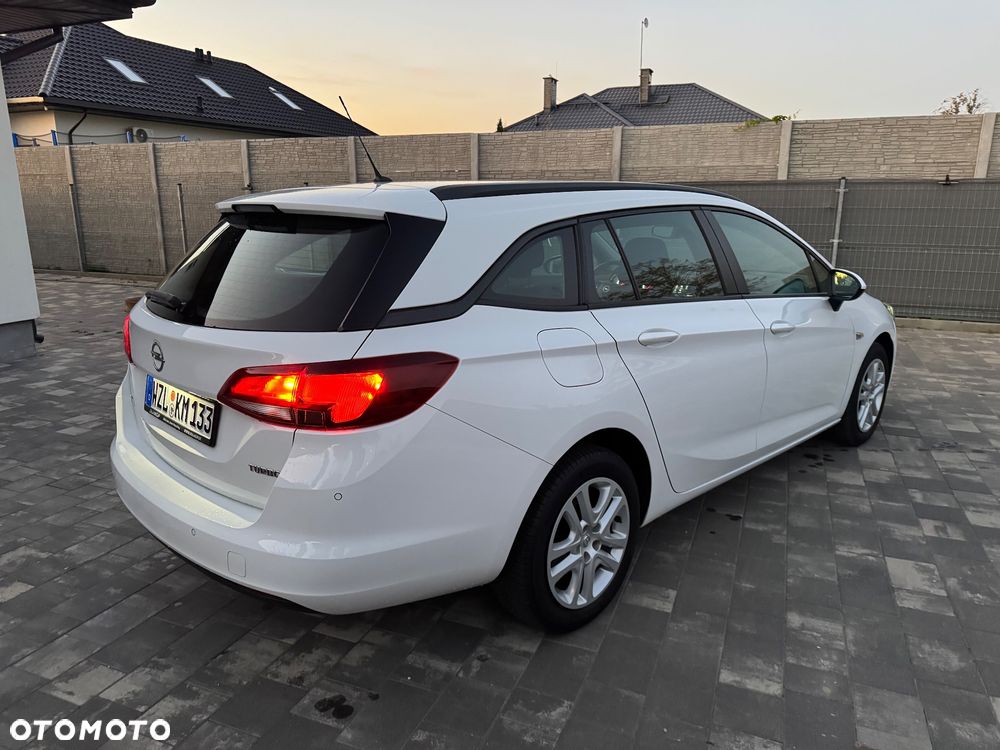 Opel Astra - 18