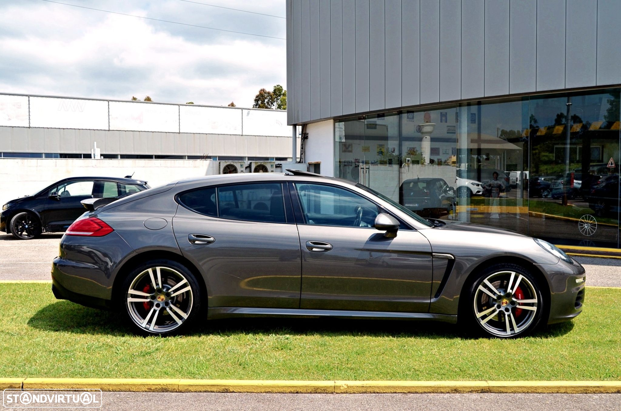 Porsche Panamera Platinum Edition - 39