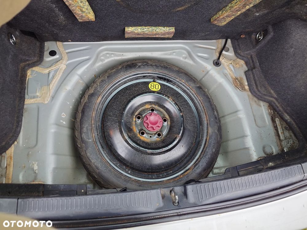 Toyota Auris 1.6 VVT-i Premium MM - 10