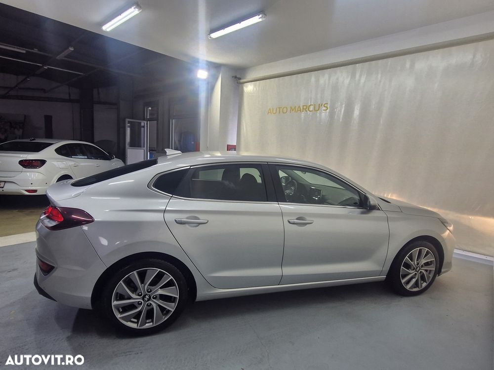 Hyundai i30 - 16