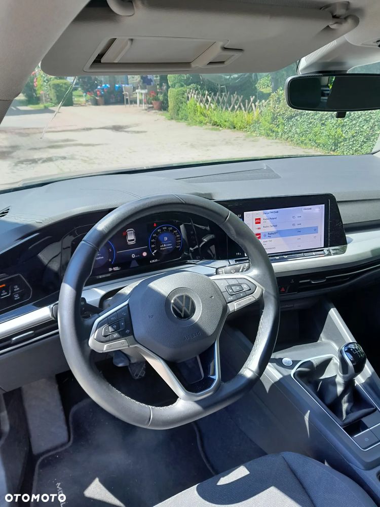 Volkswagen Golf 2.0 TDI SCR Life - 10