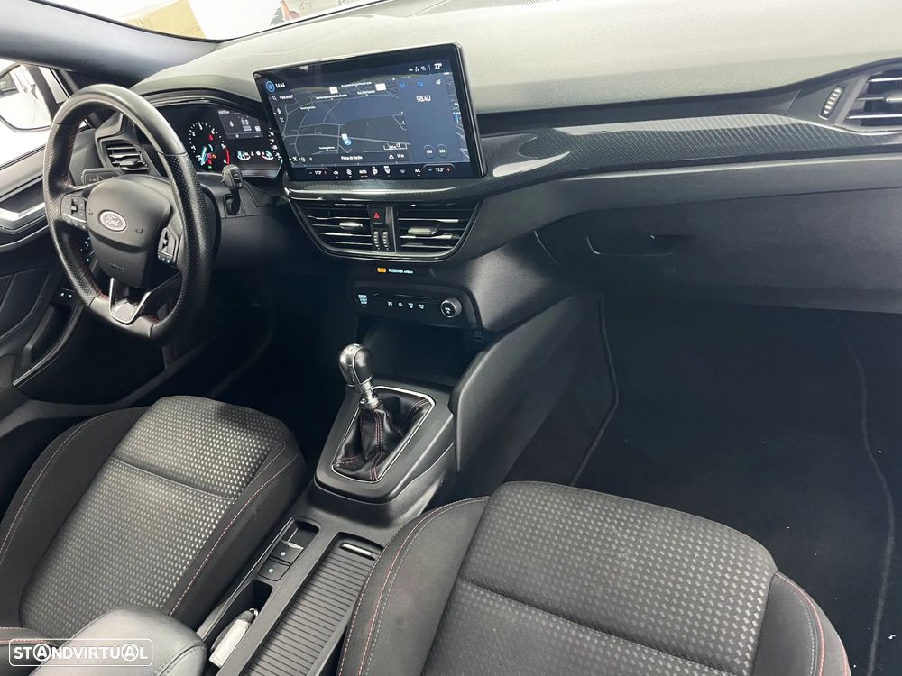 Ford Focus SW 1.5 TDCi EcoBlue ST-Line - 16