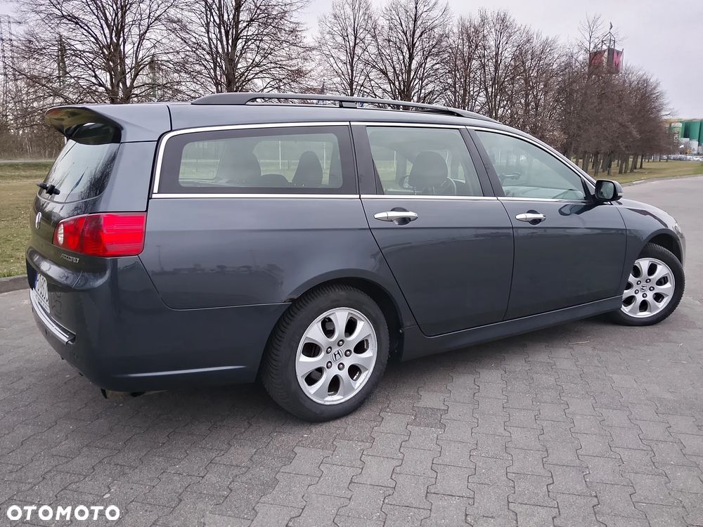 Honda Accord 2.2i-CTDi Executive - 6