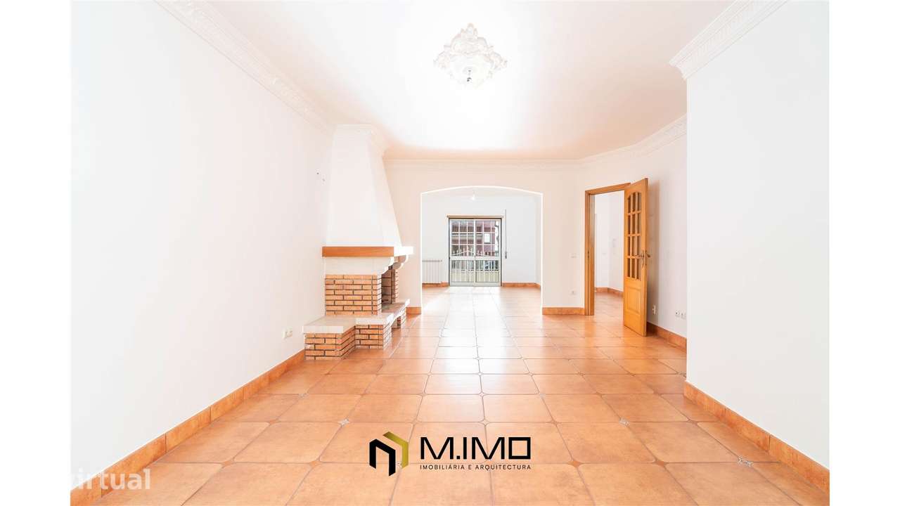 Moradia M3 com Vista Mar e Terraço Panorâmico – A 5 Minutos da Praia - Grande imagem: 5/56
