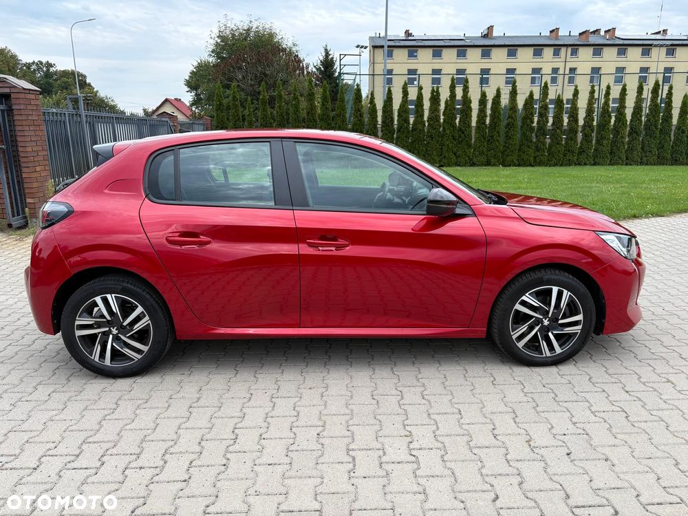 Peugeot 208 - 7