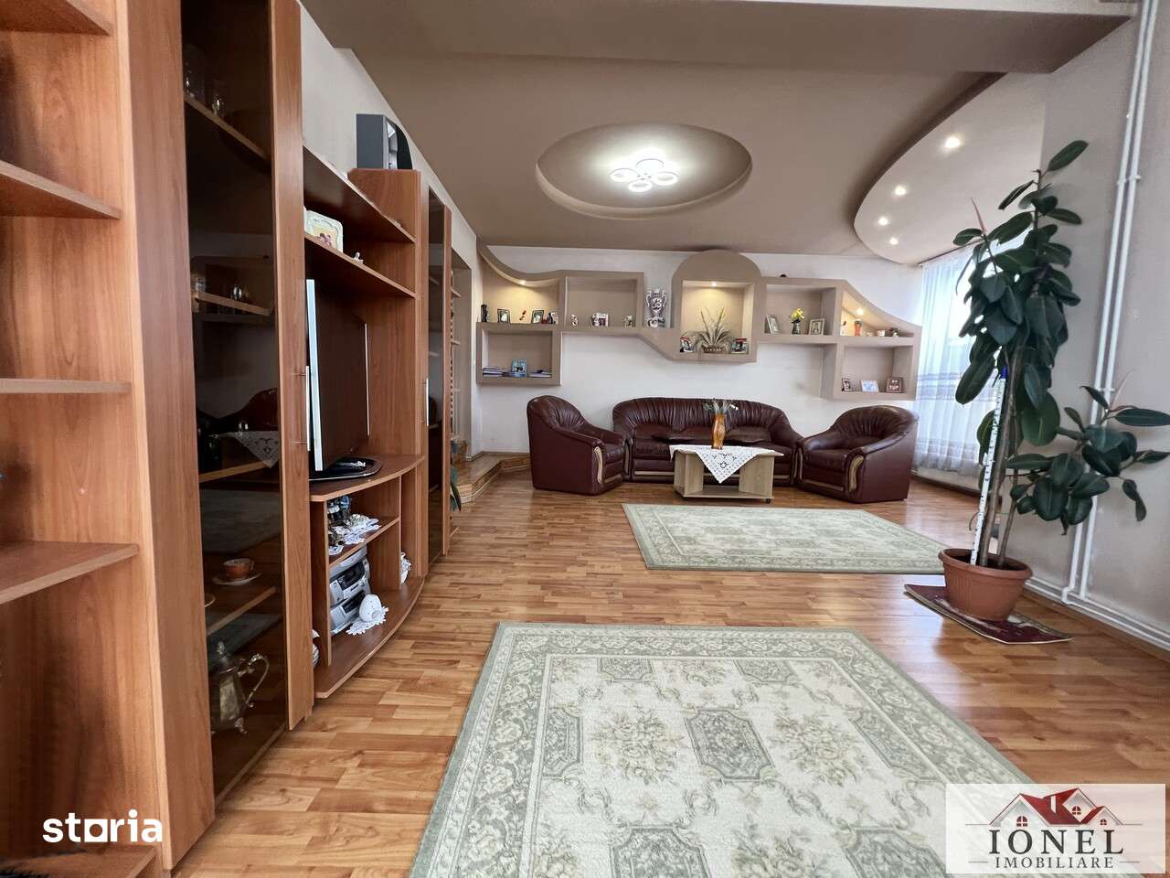 Vanzare casa in Aiud - Imagine principală: 5/14