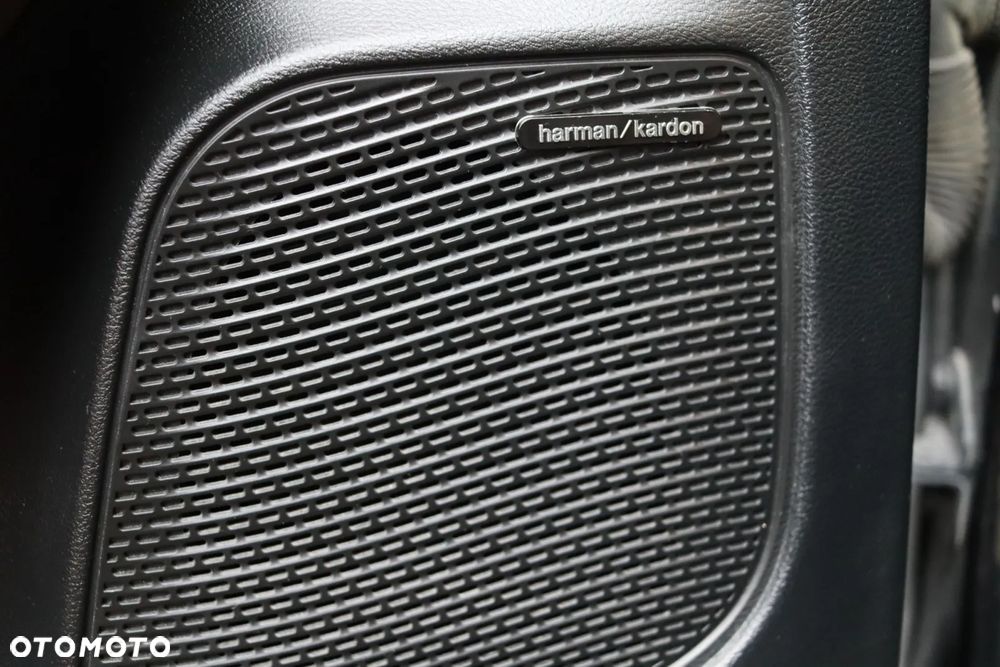 Chrysler Pacifica - 28