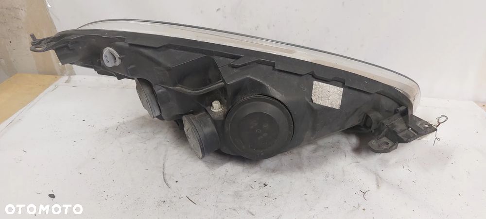 .  PRZOD PRZEDNIA LAMPA LEWA CITROEN C4 GRAND PICASSO - 3
