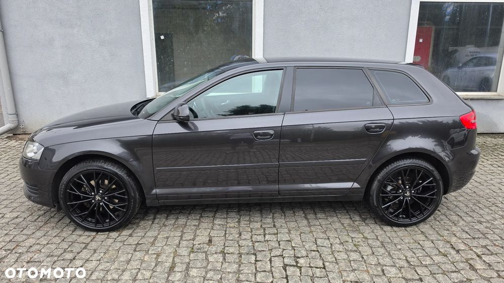 Audi A3 Sportback 1.4 TFSI Attraction - 6
