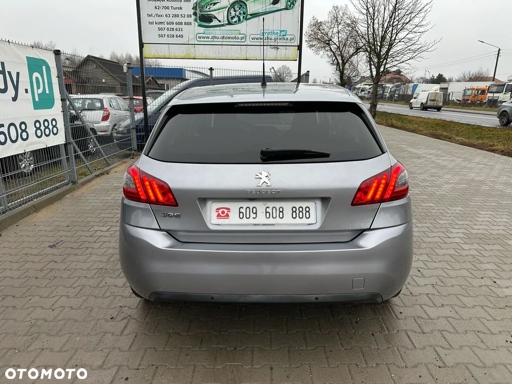 Peugeot 308 - 6