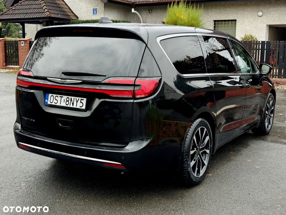 Chrysler Pacifica - 6