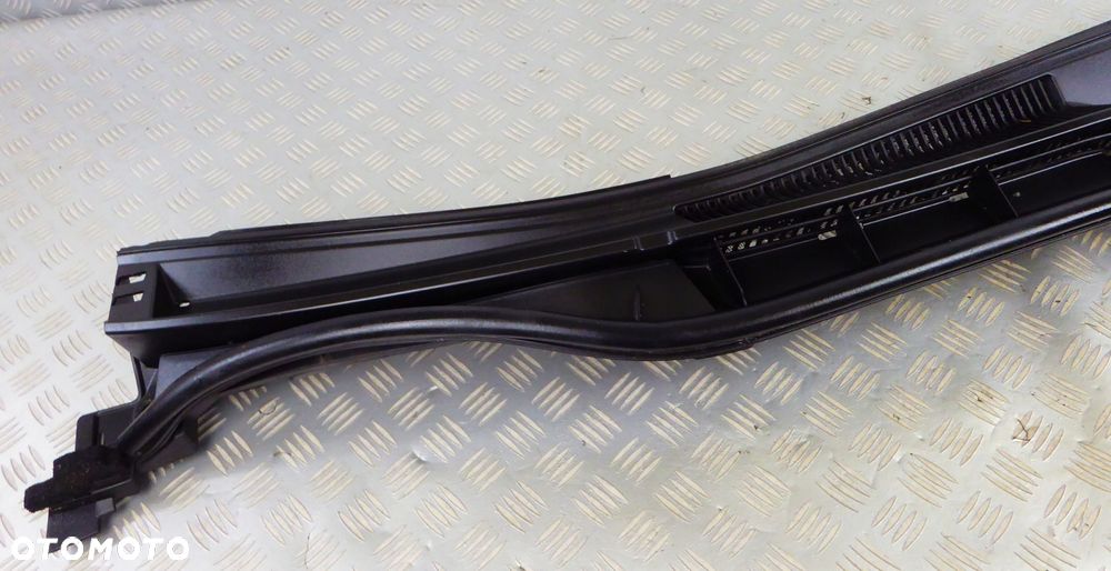 55708-53120 podszybie plastikowe górne LEXUS IS III 200 T 300 H - 2