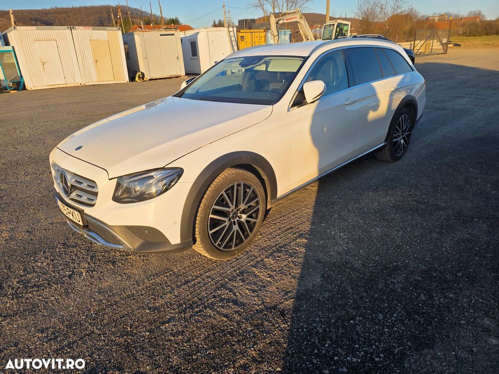 Mercedes-Benz E 220 d 4Matic All-Terrain 9G-TRONIC Avantgarde - 2