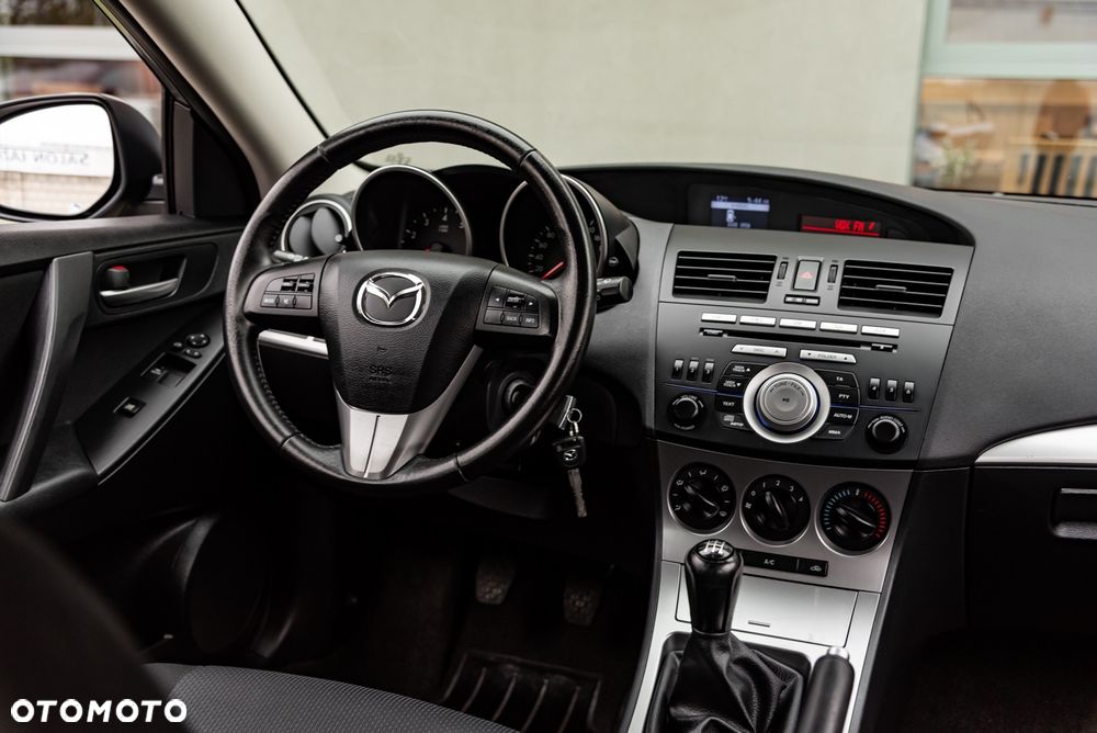 Mazda 3 1.6 Sport Comfort - 27