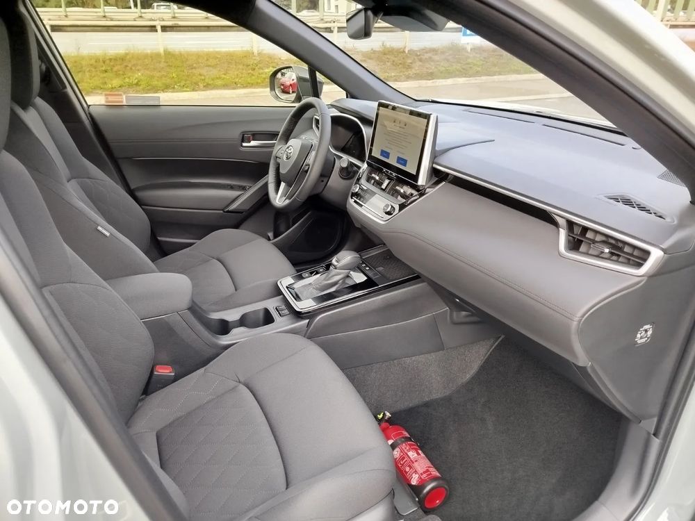 Toyota Corolla Cross 2.0 Hybrid Style - 17