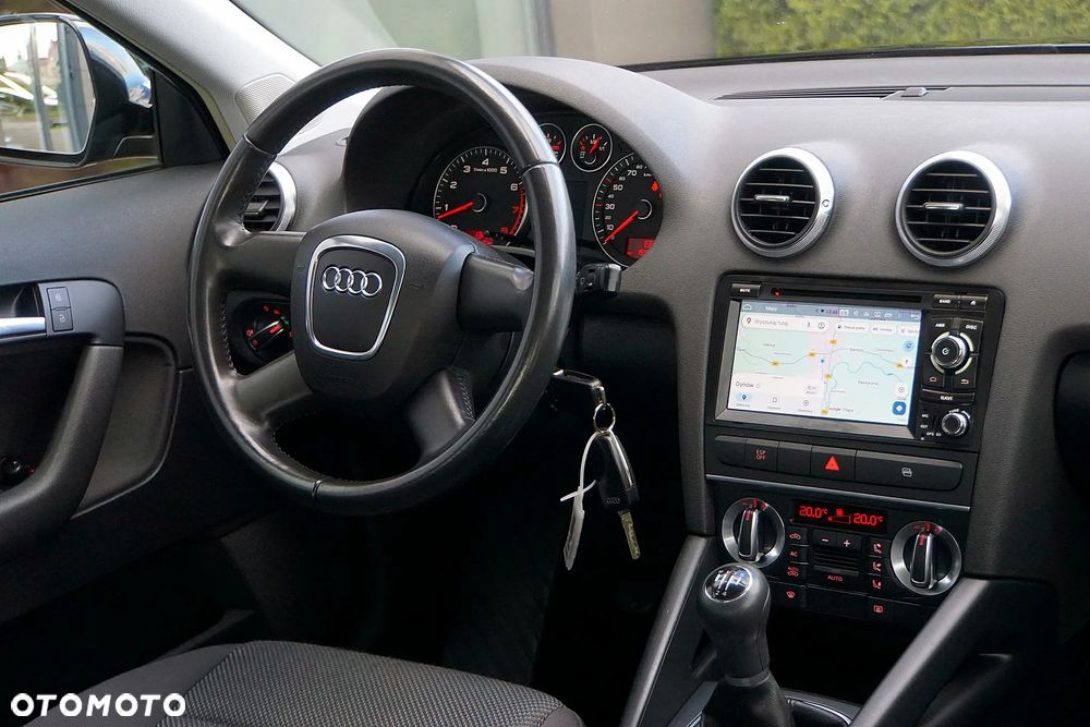 Audi A3 Sportback 1.6 Attraction - 29