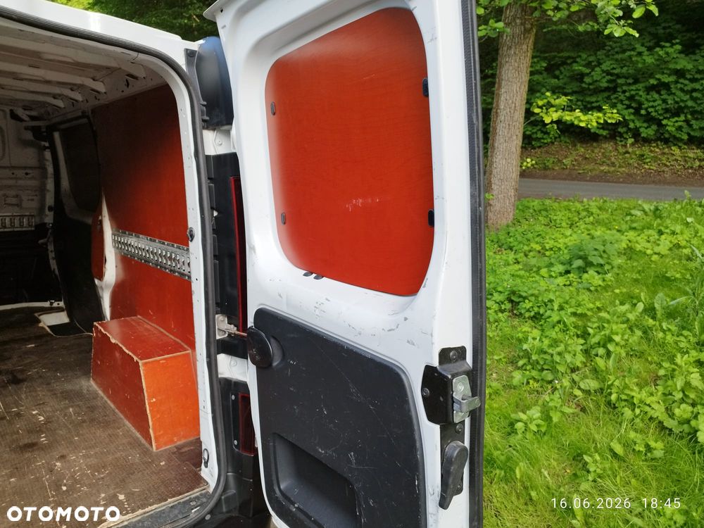 Renault Trafic - 7