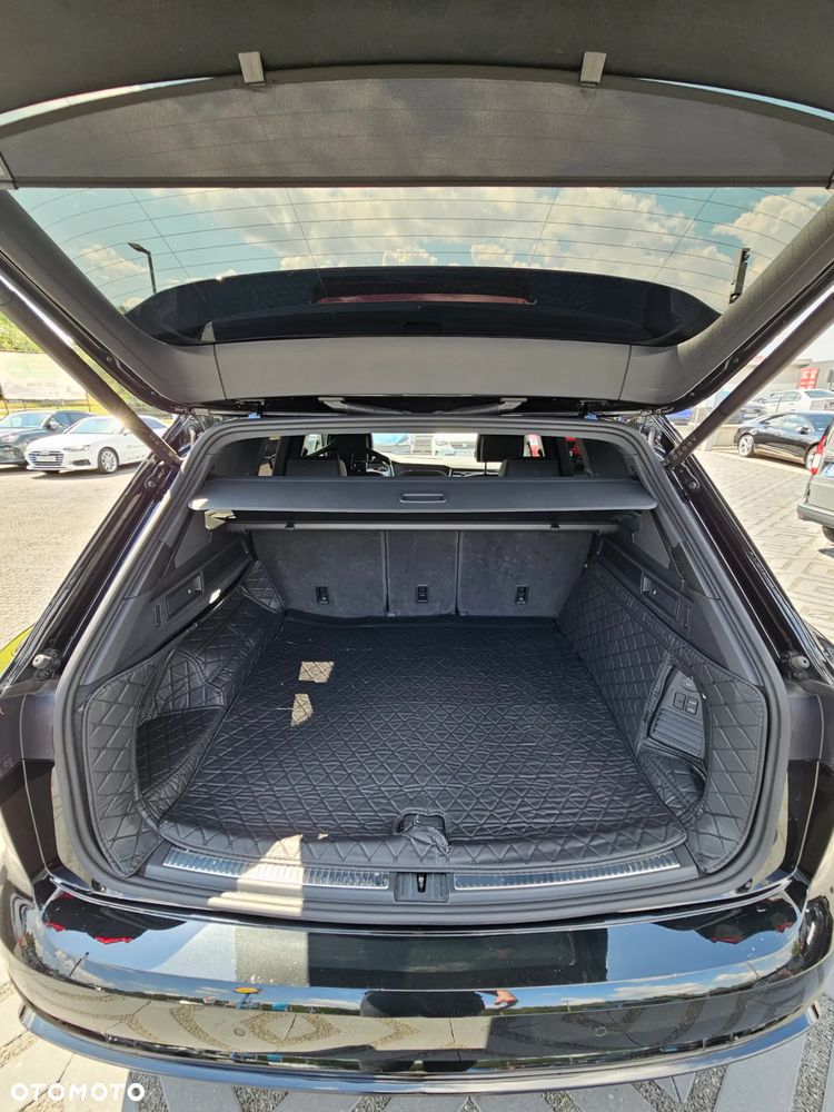Volkswagen Touareg 3.0 V6 TFSI 4Motion R-Line - 30