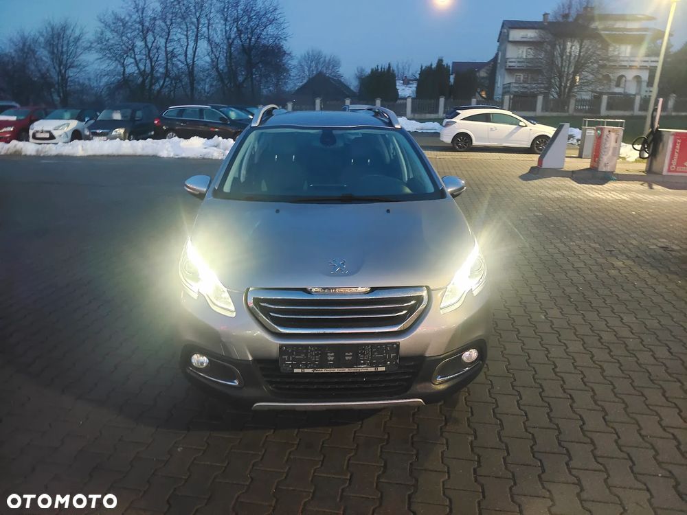 Peugeot 2008 PureTech 82 Allure - 17