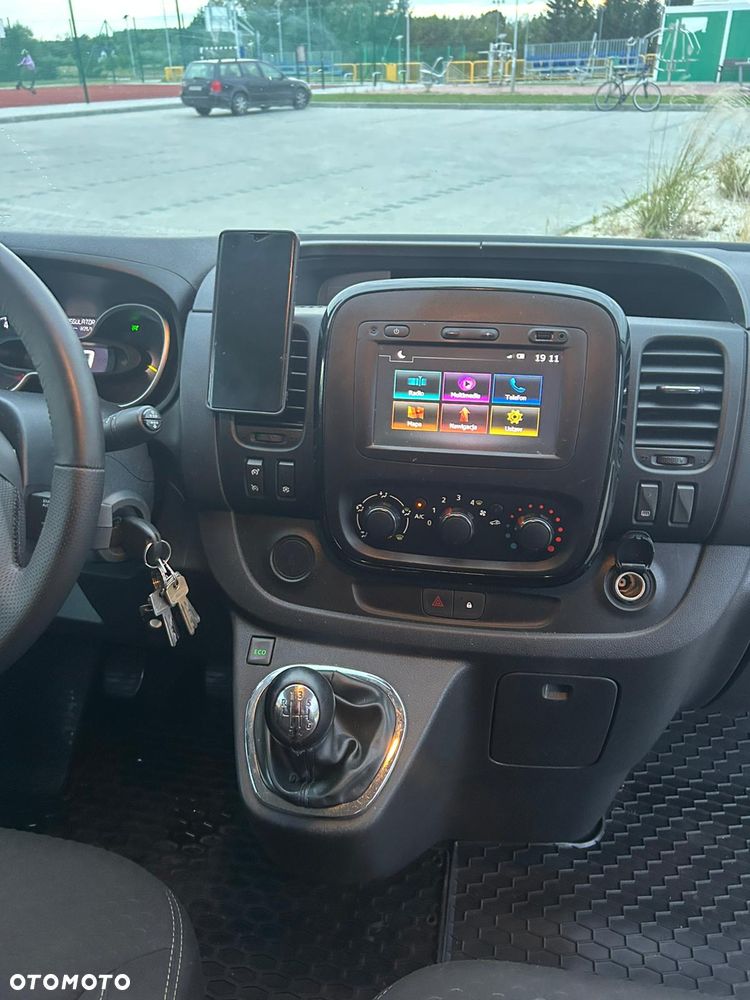 Opel Vivaro - 14