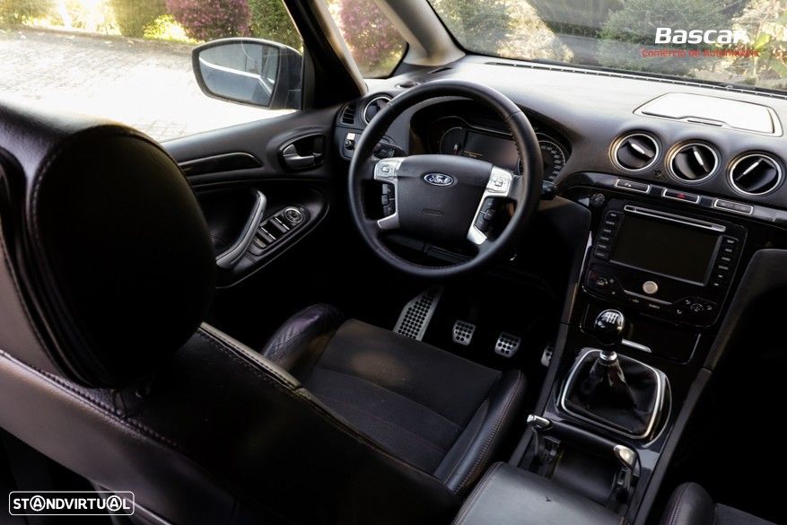 Ford S-Max 2.0 TDCi Titanium 7L - 14