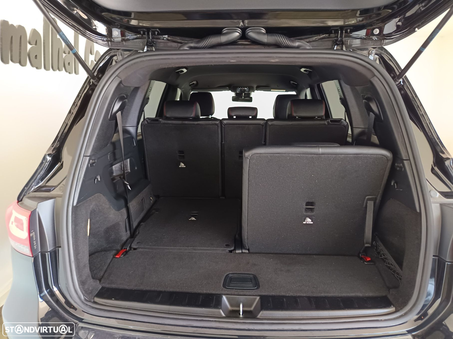 Mercedes-Benz GLB 200 d AMG Line - 12