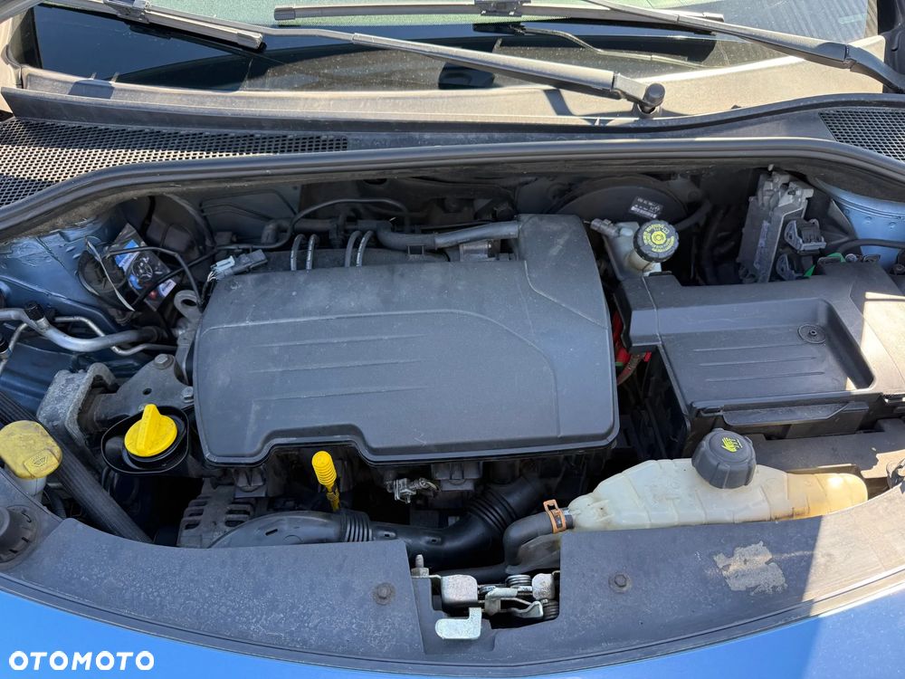 Renault Clio 1.2 16V Alize - 9
