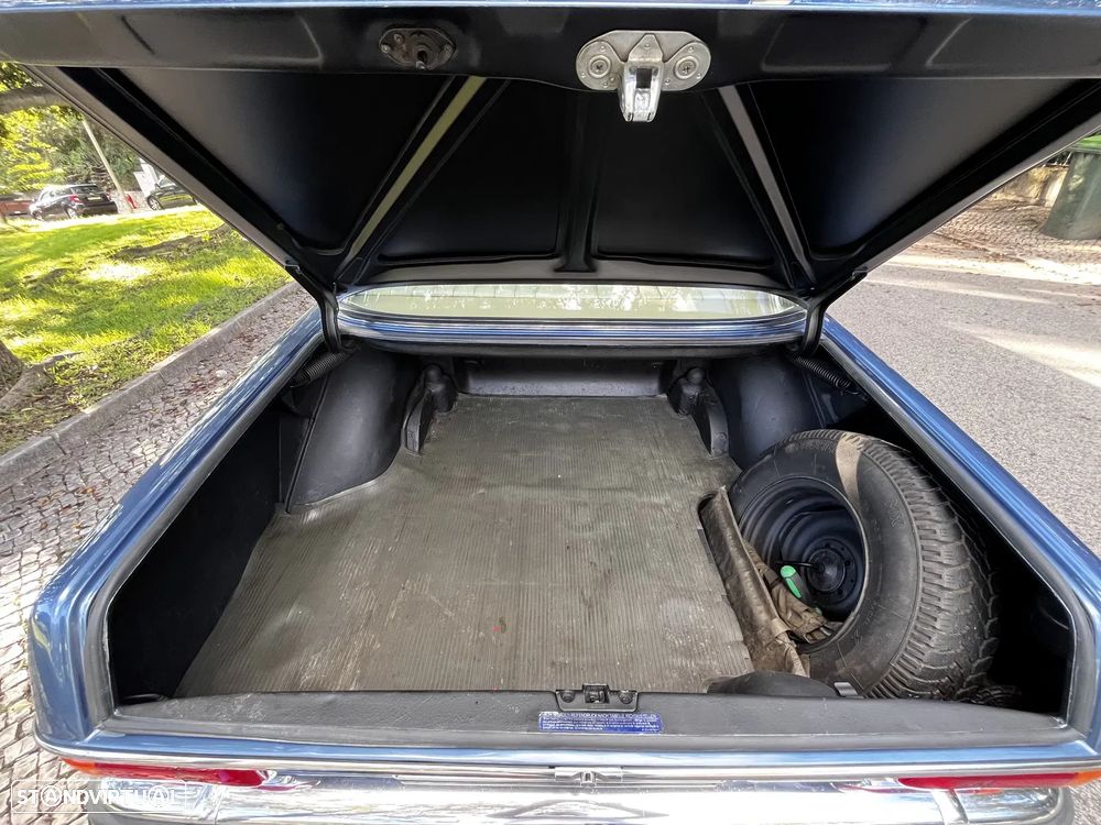 Mercedes-Benz W114/W115 (1968-1974) - 14