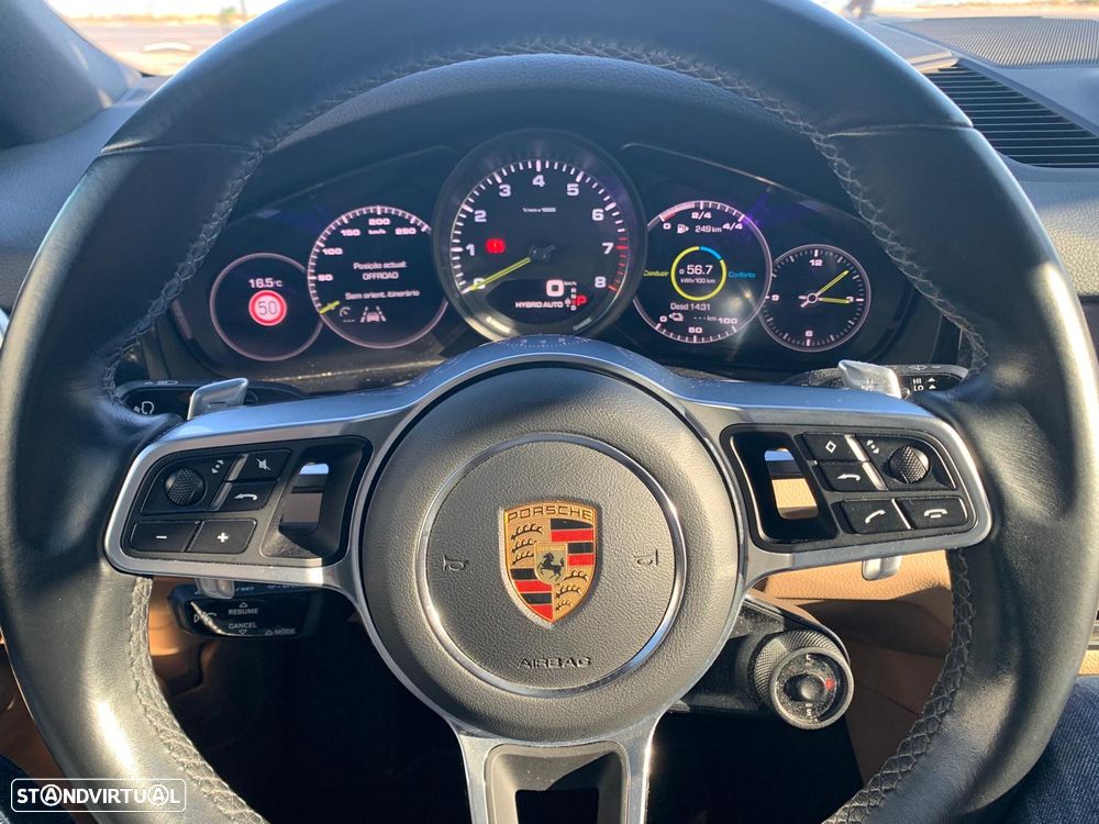 Porsche Cayenne Coupé - 21