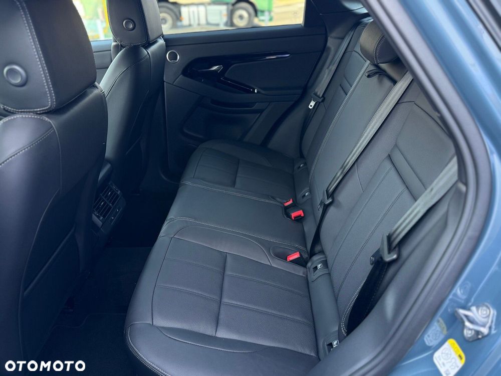 Land Rover Range Rover Evoque - 32