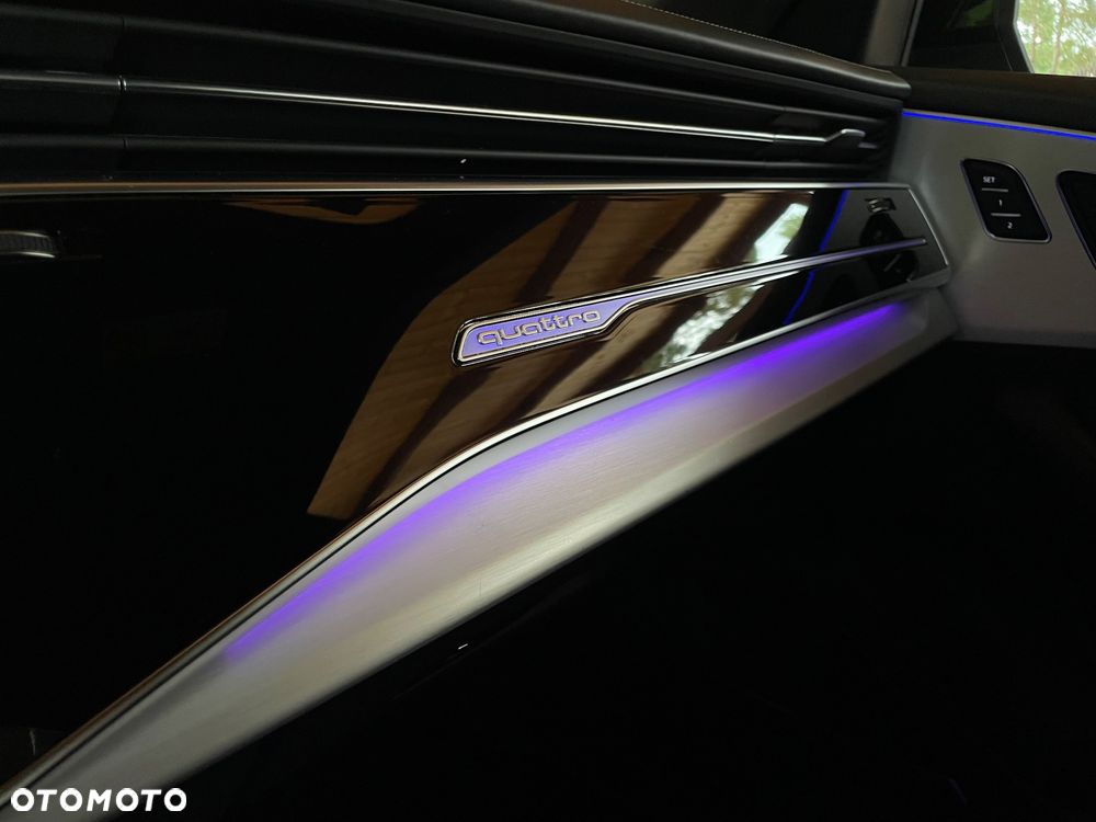 Audi Q8 50 TDI mHEV Quattro Tiptronic - 29