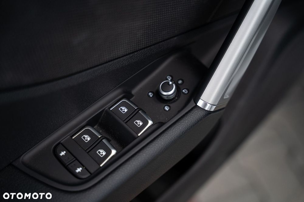 Audi Q2 30 TFSI Advanced - 22