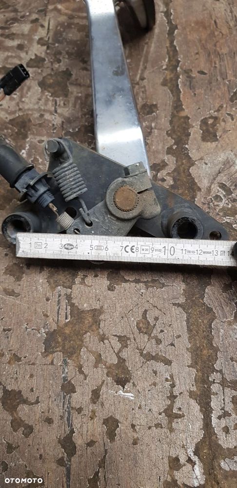 Pedał hamulca czujnik Kawasaki VN2000 Vulcan Classic - 7