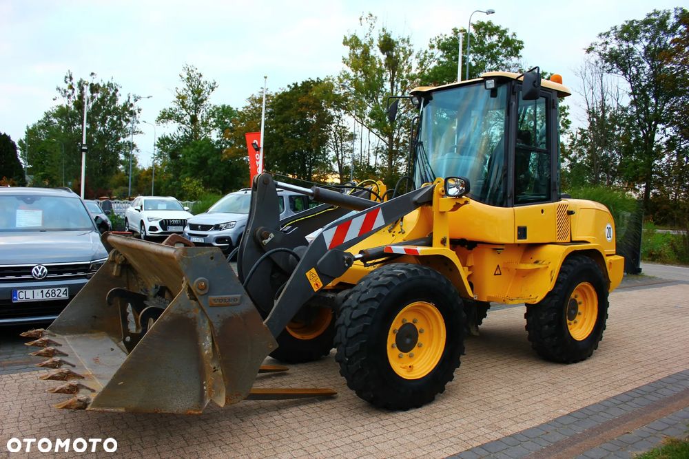Volvo L30G - 1