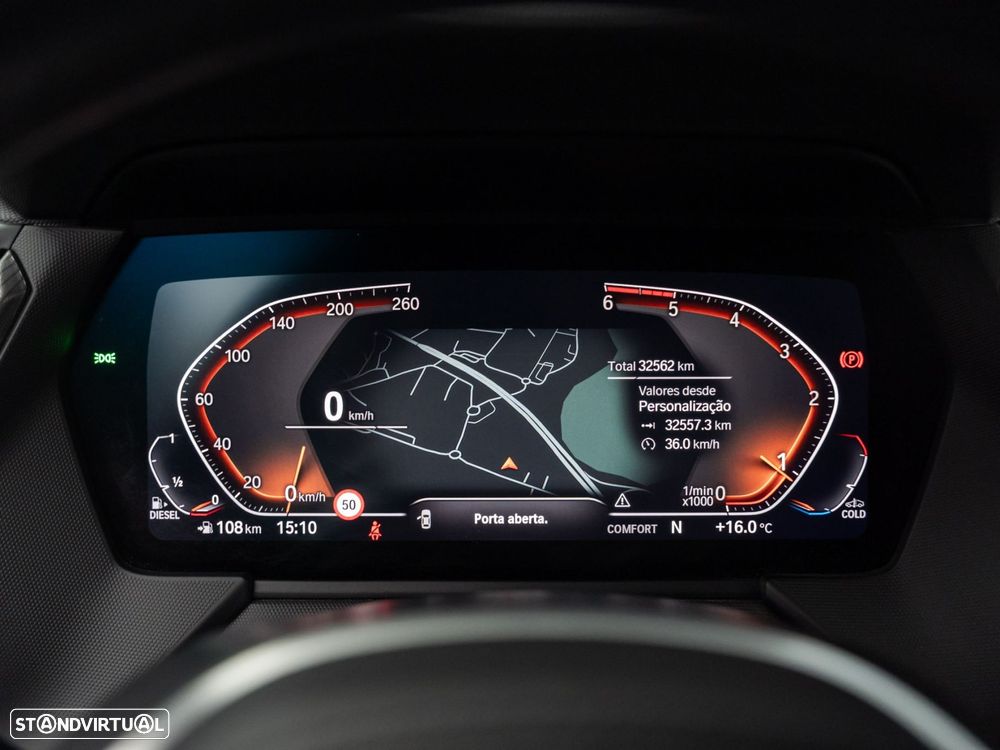 BMW 116 d Pack Desportivo M - 16