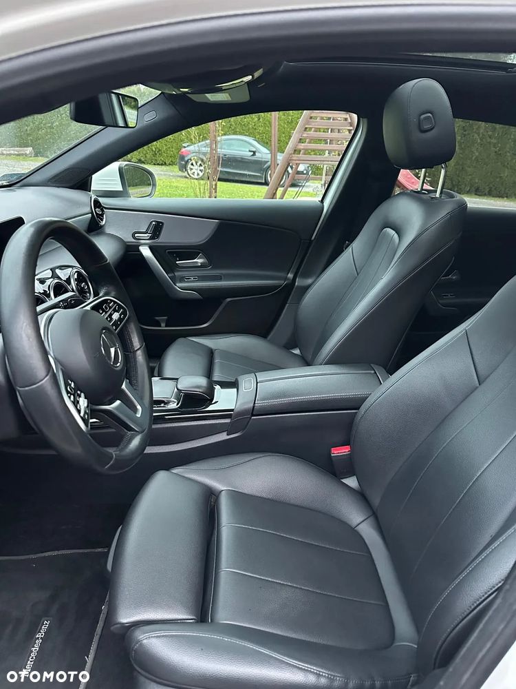 Mercedes-Benz Klasa A 220 7G-DCT - 9