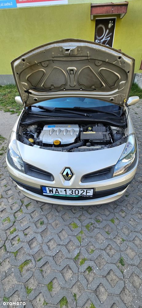 Renault Clio 1.6 16V Expression - 16