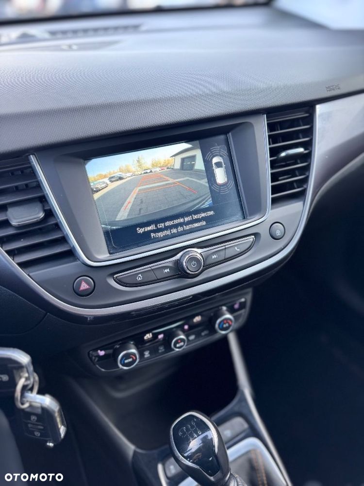 Opel Crossland X - 36