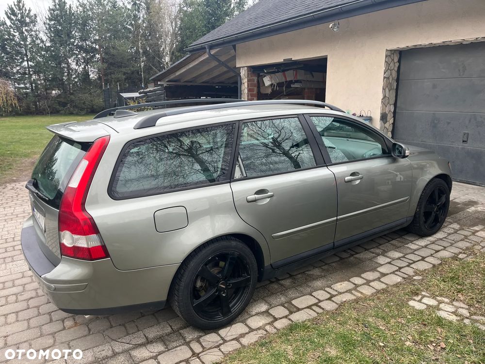 Volvo V50 T5 Momentum - 3