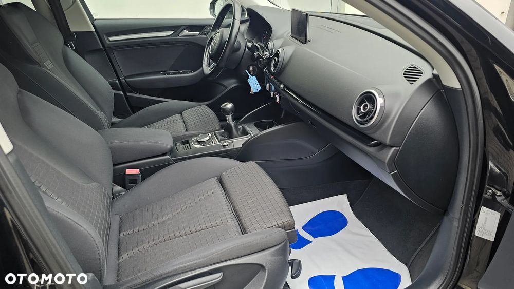 Audi A3 Limousine 2.0 TDI (clean diesel) Ambiente - 33