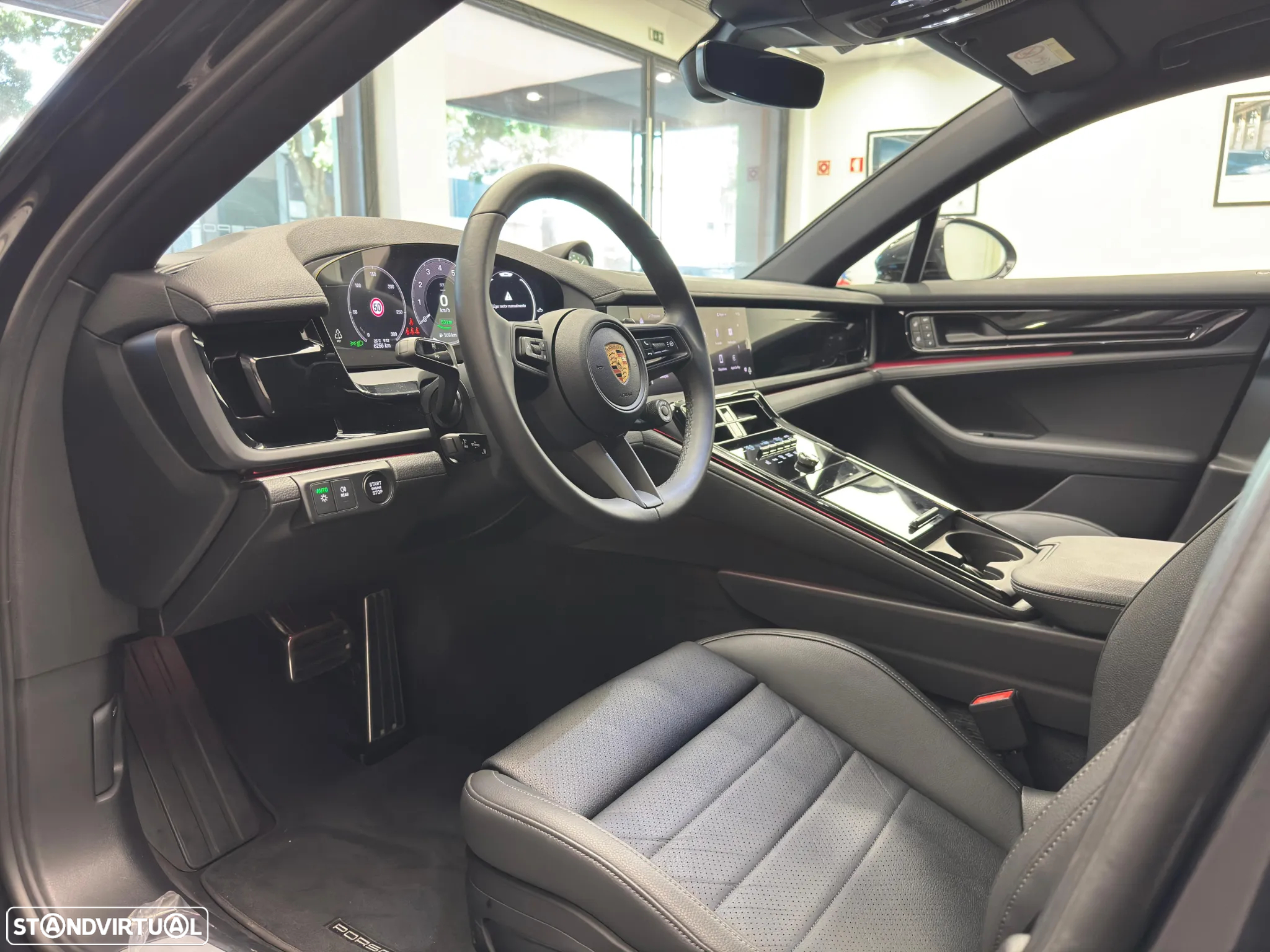Porsche Panamera 4 E-Hybrid - 14